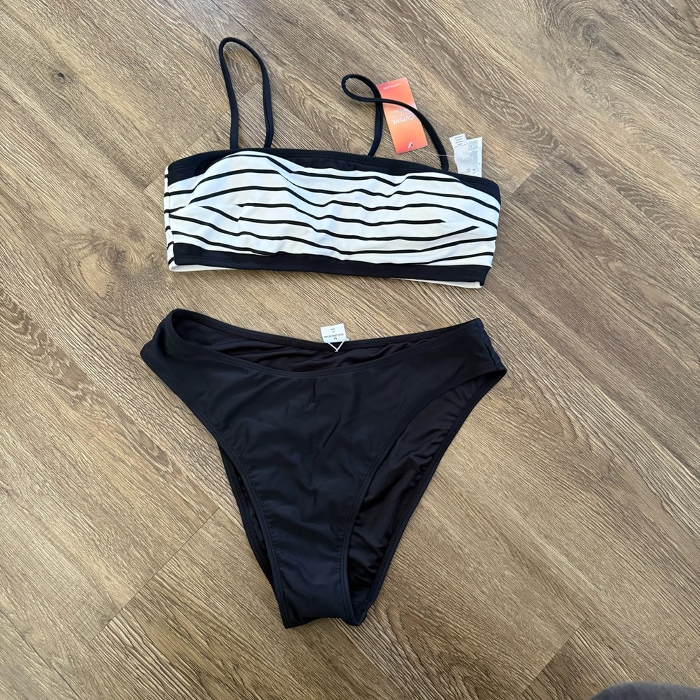 Cupshe Escaping Stripe Bikini Set
